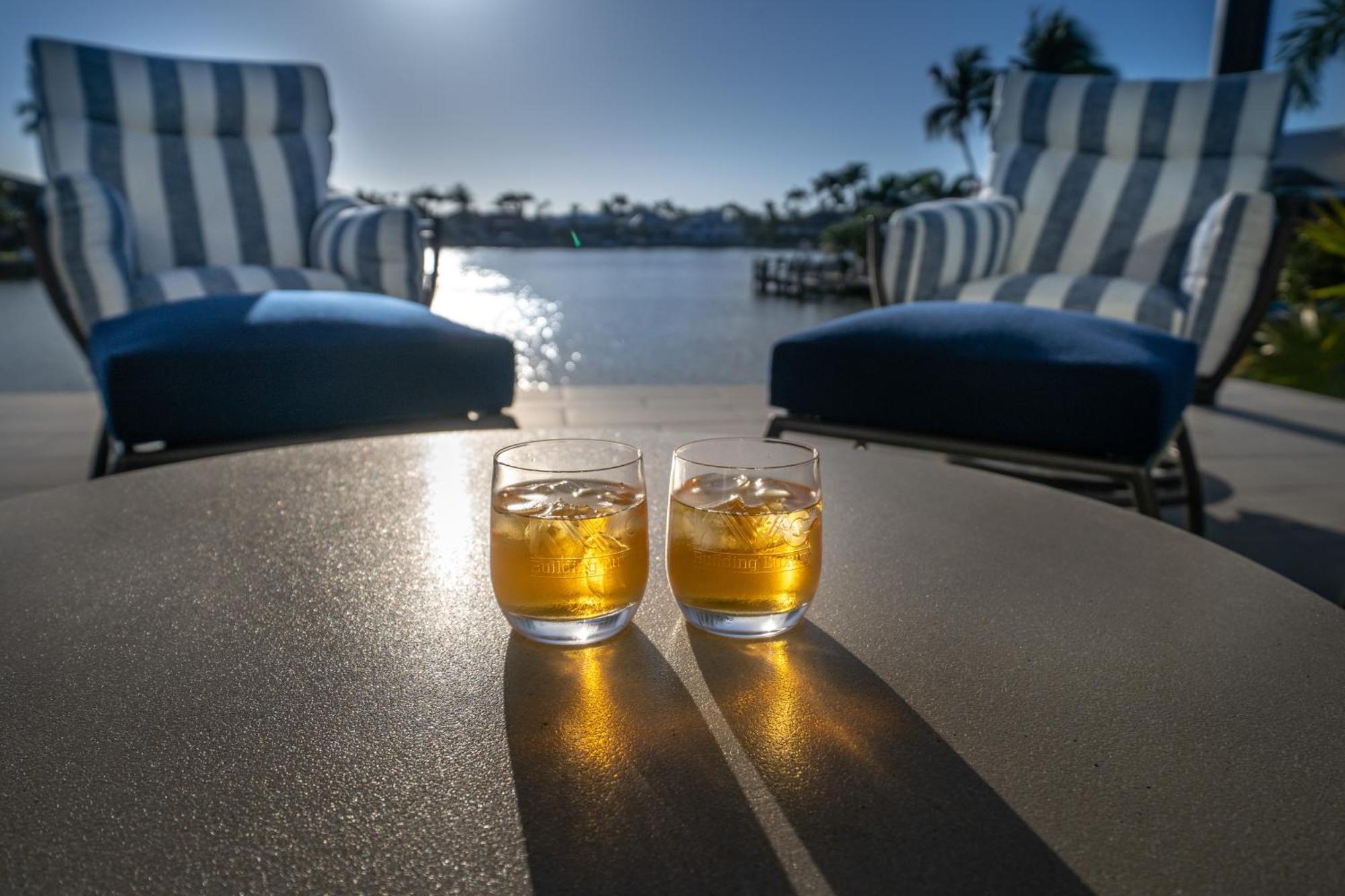 Luxe Home With Heated Infinity Pool On Marco Island! Exterior photo